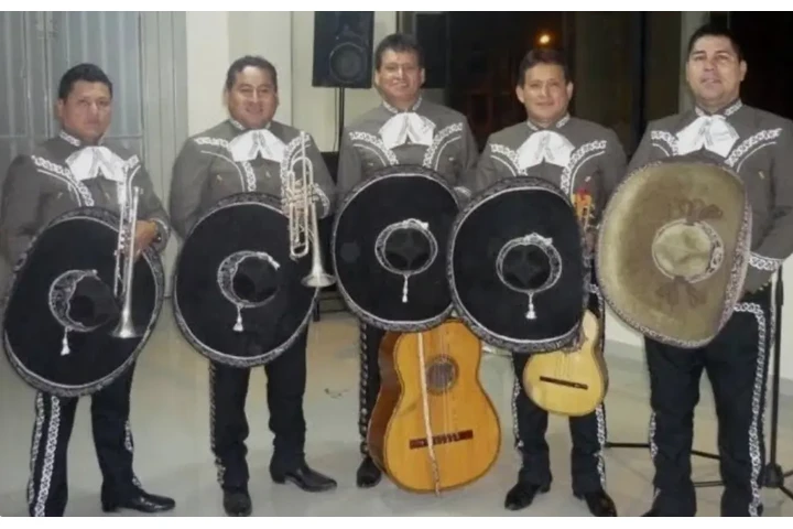 MARIACHI P image 1