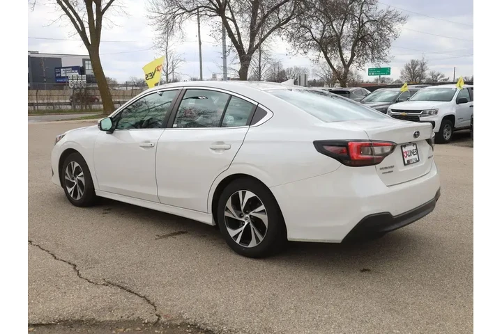 $20777 : Subaru Legacy 2022 AWD Premi image 7