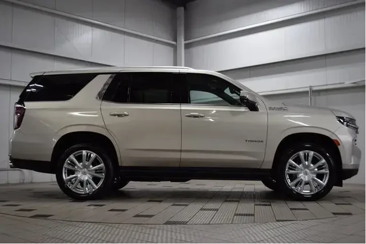 $60500 : Chevrolet Tahoe 2023 4x4 Hig image 9