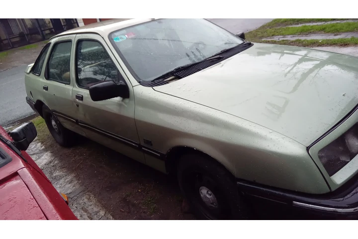 $3 : Ford sierra image 1