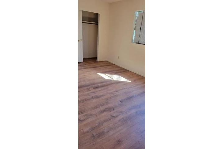 $800 : Rentó cuarto en los Angeles, A image 5