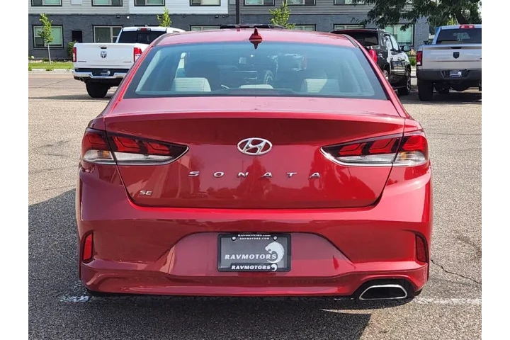 $12975 : 2019 Sonata SE image 9