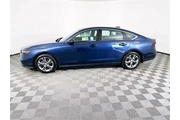 $25600 : Honda Accord 2024 EX 4dr Sed thumbnail