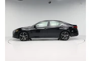 $23998 : Nissan Altima 2024 2.5 SR 4d thumbnail