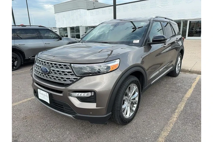 $25797 : 2021 Explorer Limited image 3