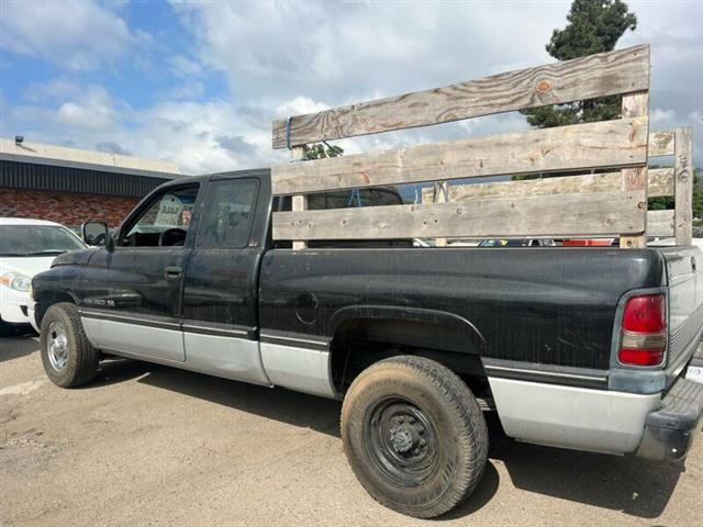 $4400 : 1995 Ram 2500 Laramie SLT image 7