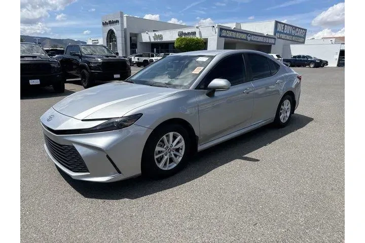$29334 : Toyota Camry 2025 SE 4dr Sed image 2