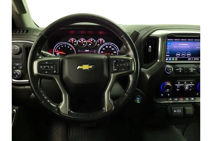 $29998 : Chevrolet Silverado 1500 202 image 10