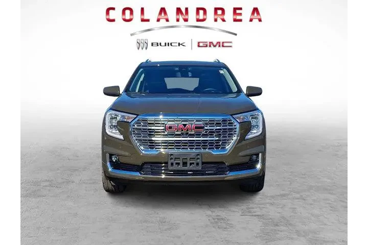 $29992 : GMC Terrain 2023 AWD Denali image 2
