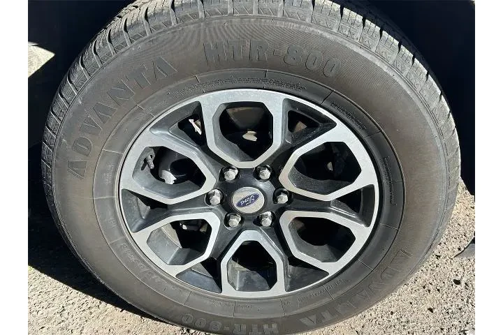 $34590 : Ford Expedition 2024 4x2 XLT image 7