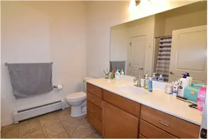$2300 : Rental property with 2 bedro image 6
