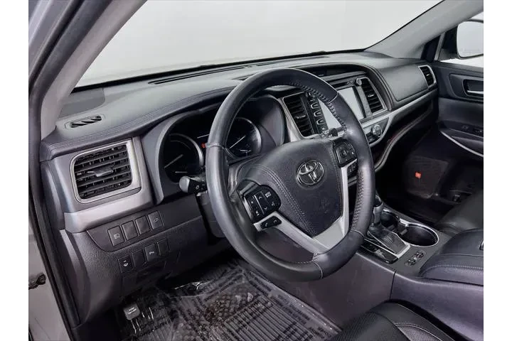 $24900 : Toyota Highlander Hybrid 201 image 8
