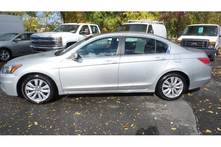 $6700 : 2011 Accord EX image 5