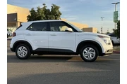 $19018 : Hyundai VENUE 2025 SE 4dr Cr thumbnail
