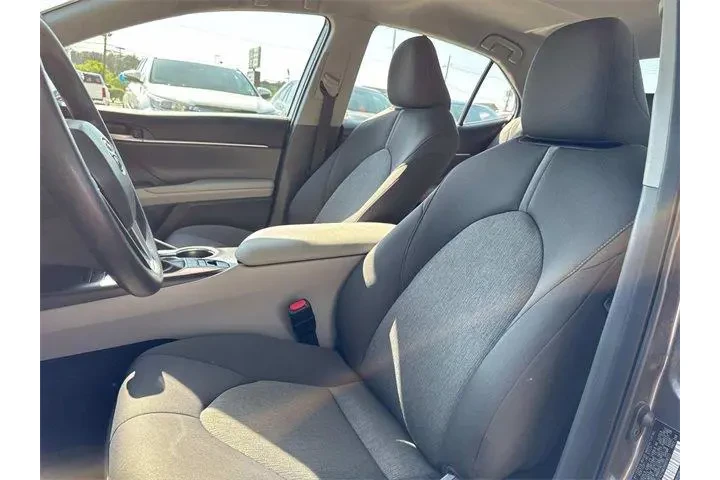 $25888 : Toyota Camry Hybrid 2024 LE image 9