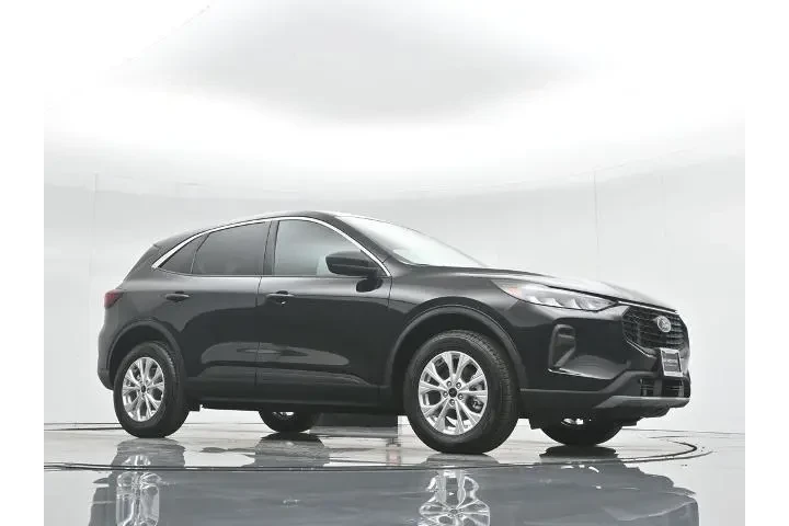 $21900 : Ford Escape 2023 AWD Active image 3