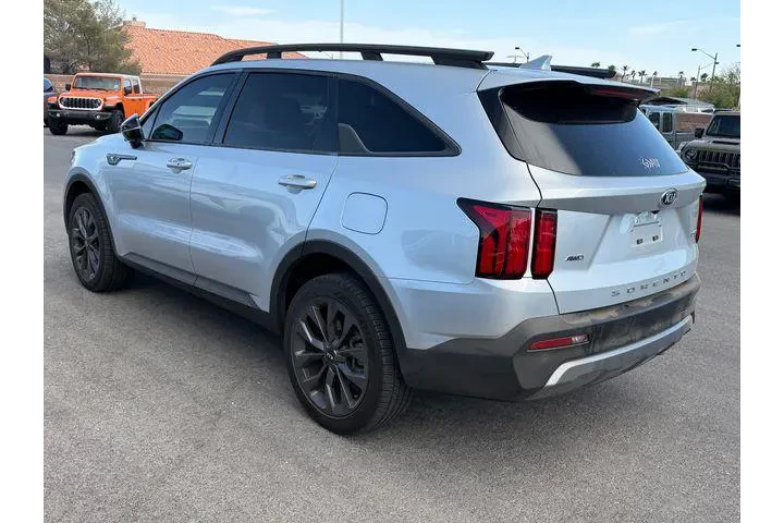 $24988 : Kia Sorento 2021 AWD SX Pres image 3