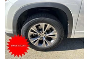 $18400 : Toyota Highlander 2015 XLE 4 thumbnail