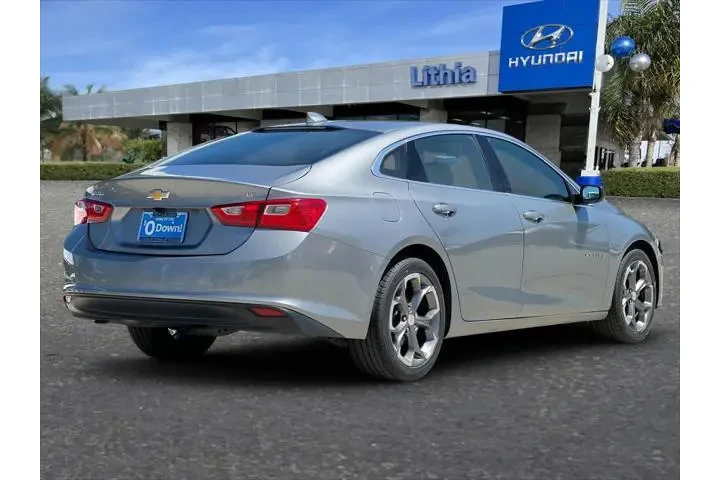 $14895 : Chevrolet Malibu 2023 LT 4dr image 3