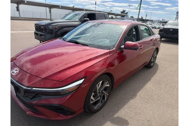$21900 : Hyundai ELANTRA 2024 Limited image 2