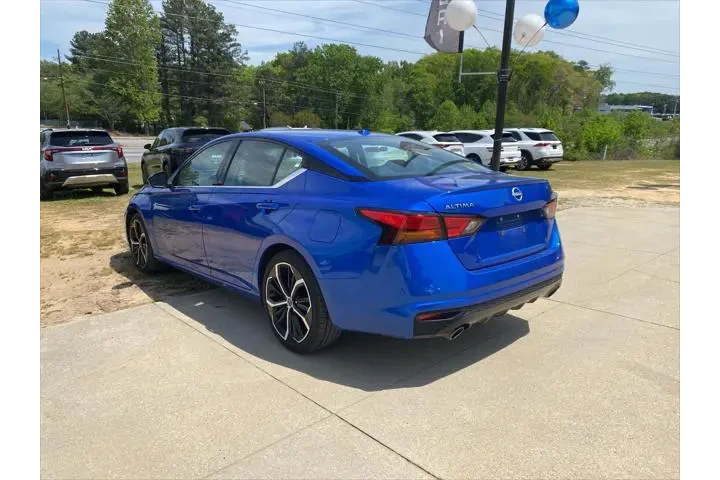 $20920 : Nissan Altima 2025 2.5 SR 4d image 4