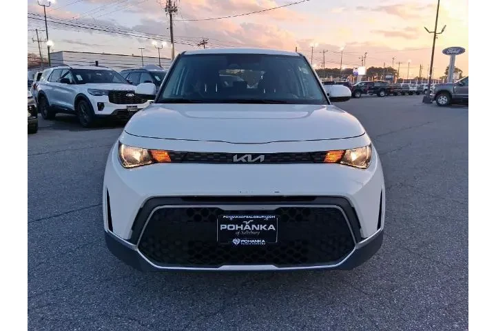$21926 : Kia Soul 2024 S 4dr Crossove image 2