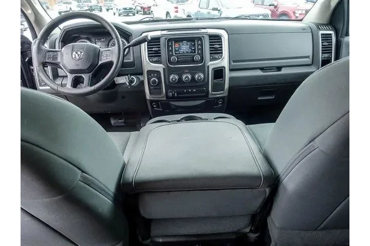 $30486 : Ram 2500 2017 4x4 SLT 4dr Cr image 4