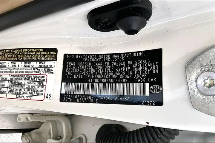 $5491 : Toyota Avalon 2005 Limited 4 image 8