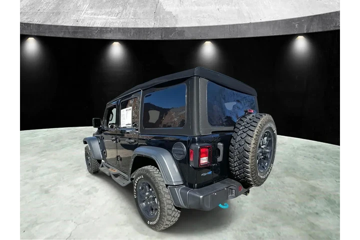 $23985 : Jeep Wrangler 2023 4x4 Willy image 5