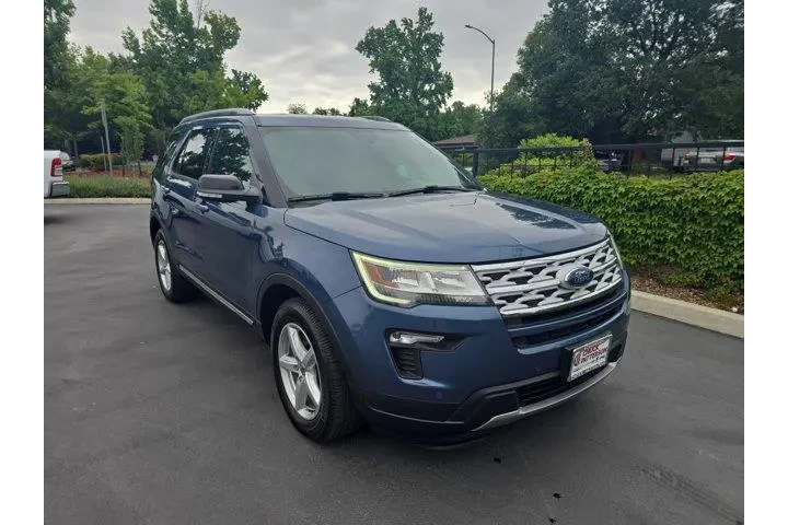 $21995 : Ford Explorer 2018 XLT 4dr S image 1