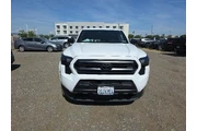$33900 : Toyota Tacoma 2025 4x2 SR 4d thumbnail