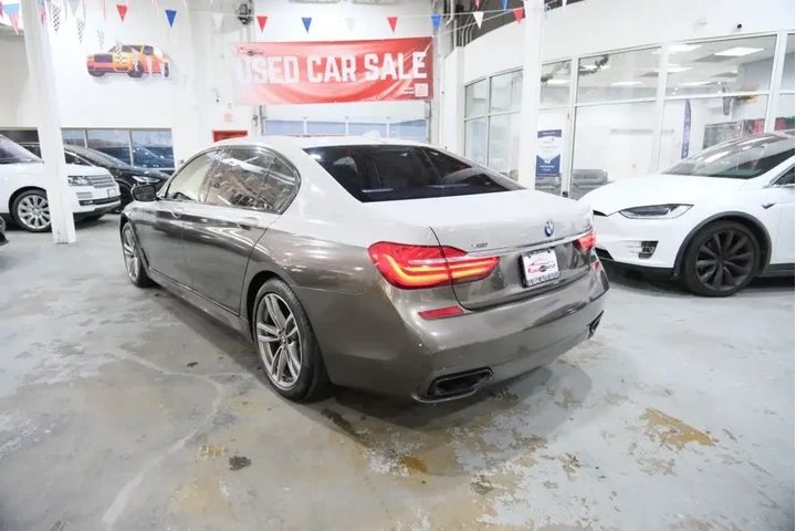 $28175 : 2016 BMW 750i xDrive M SPORT image 8