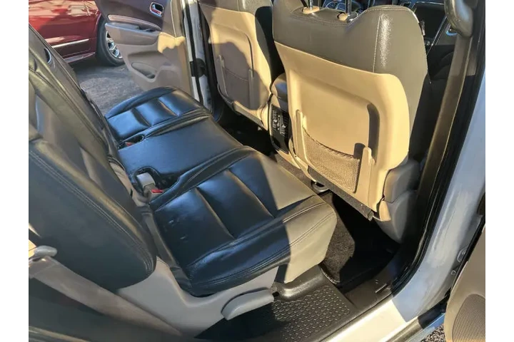 2015 Durango SXT image 6