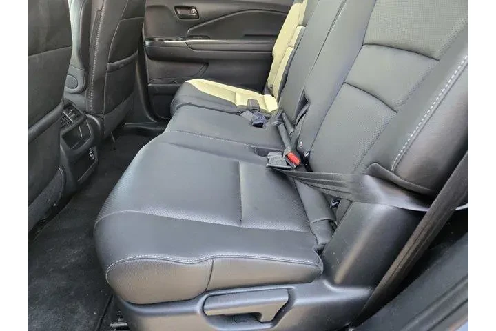 $33991 : Honda Passport 2023 AWD EX-L image 4