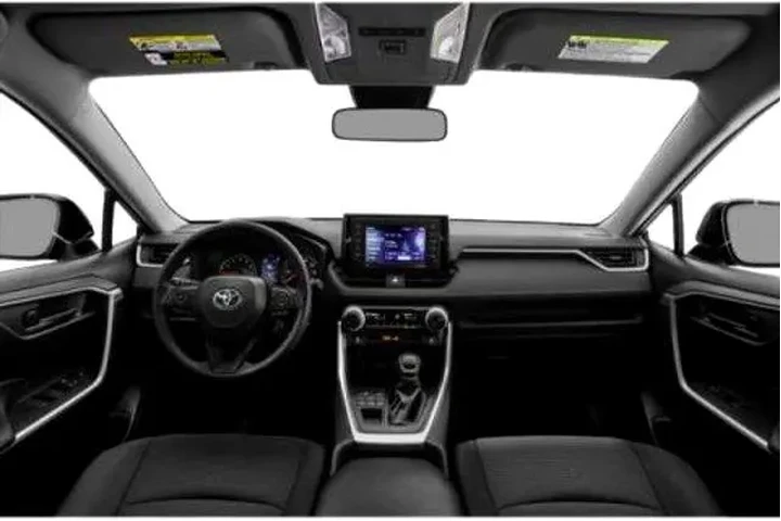 $17977 : Toyota RAV4 2020 LE 4dr SUV image 4