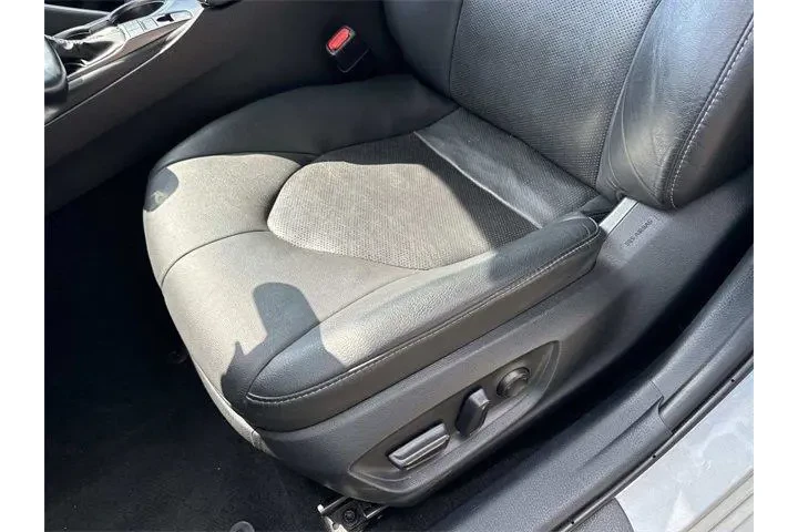 $26750 : Toyota Camry 2023 XSE 4dr Se image 10