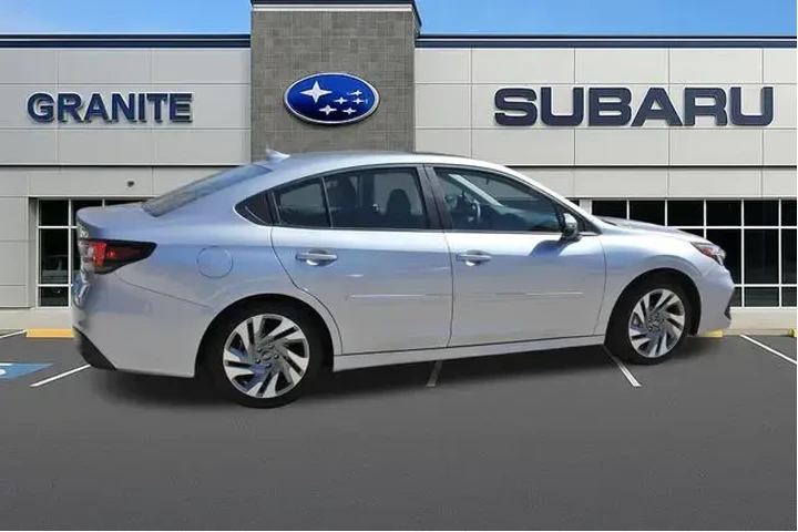 $32680 : Subaru Legacy 2025 AWD Limit image 10