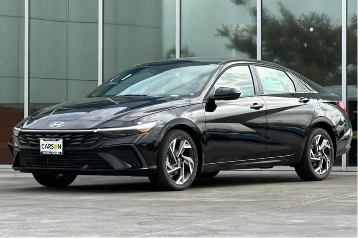 $23000 : Hyundai ELANTRA 2025 SEL Spo image 7