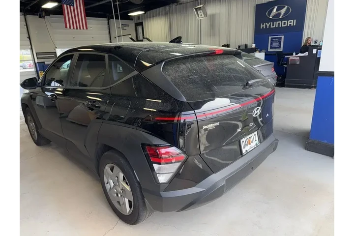 $19891 : Hyundai KONA 2024 SE 4dr Cro image 7