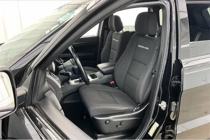 $22990 : Jeep Grand Cherokee 2021 4x4 image 8