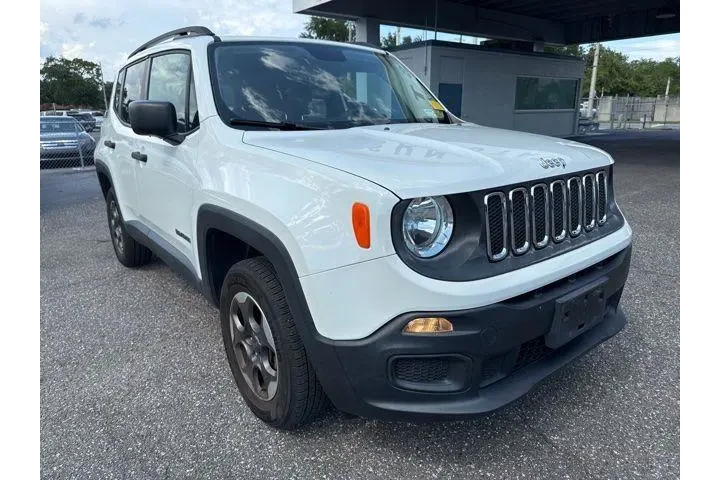 $13797 : Jeep Renegade 2017 4x4 Sport image 4