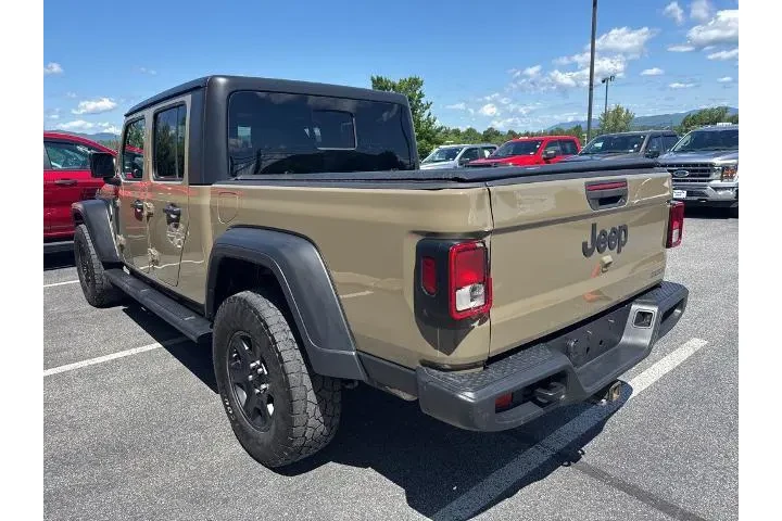 $28999 : Jeep Gladiator 2020 4x4 Spor image 5