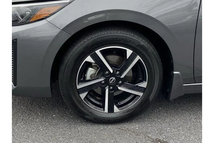 $17950 : Nissan Sentra 2025 SV 4dr Se image 8