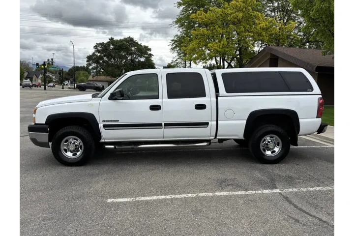 $12999 : 2005 Silverado 2500HD image 9