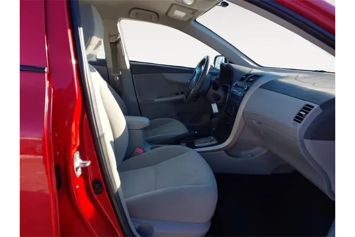 $7561 : Toyota Corolla 2010 Base 4dr image 9