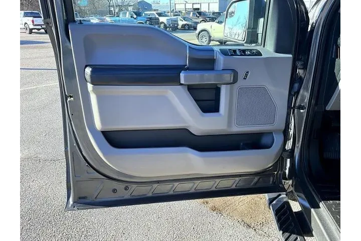 $16995 : Ford F-150 2016 4x4 XLT 4dr image 10