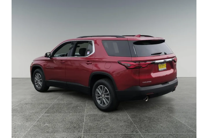 $30277 : Chevrolet Traverse 2022 LT C image 3