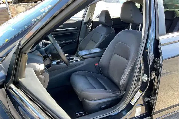 $19986 : Nissan Altima 2022 2.5 SV 4d image 7