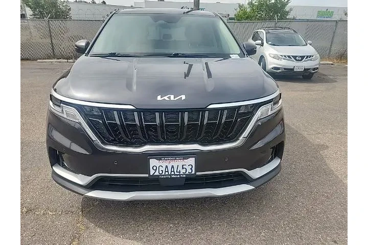 $32991 : Kia Carnival 2023 EX 4dr Min image 2