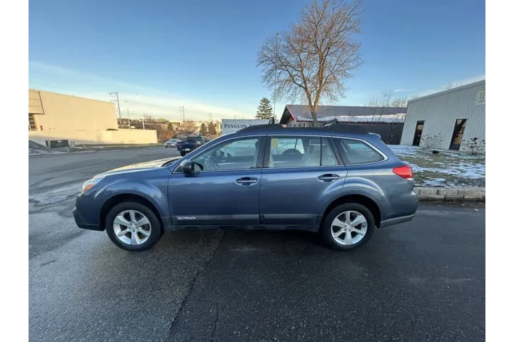$7490 : 2014 Outback 2.5i image 4